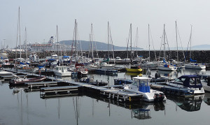 Sept-Îles Marina: Maybe it's me, but shots like this always make me think of the theme to Gilligan's Island.